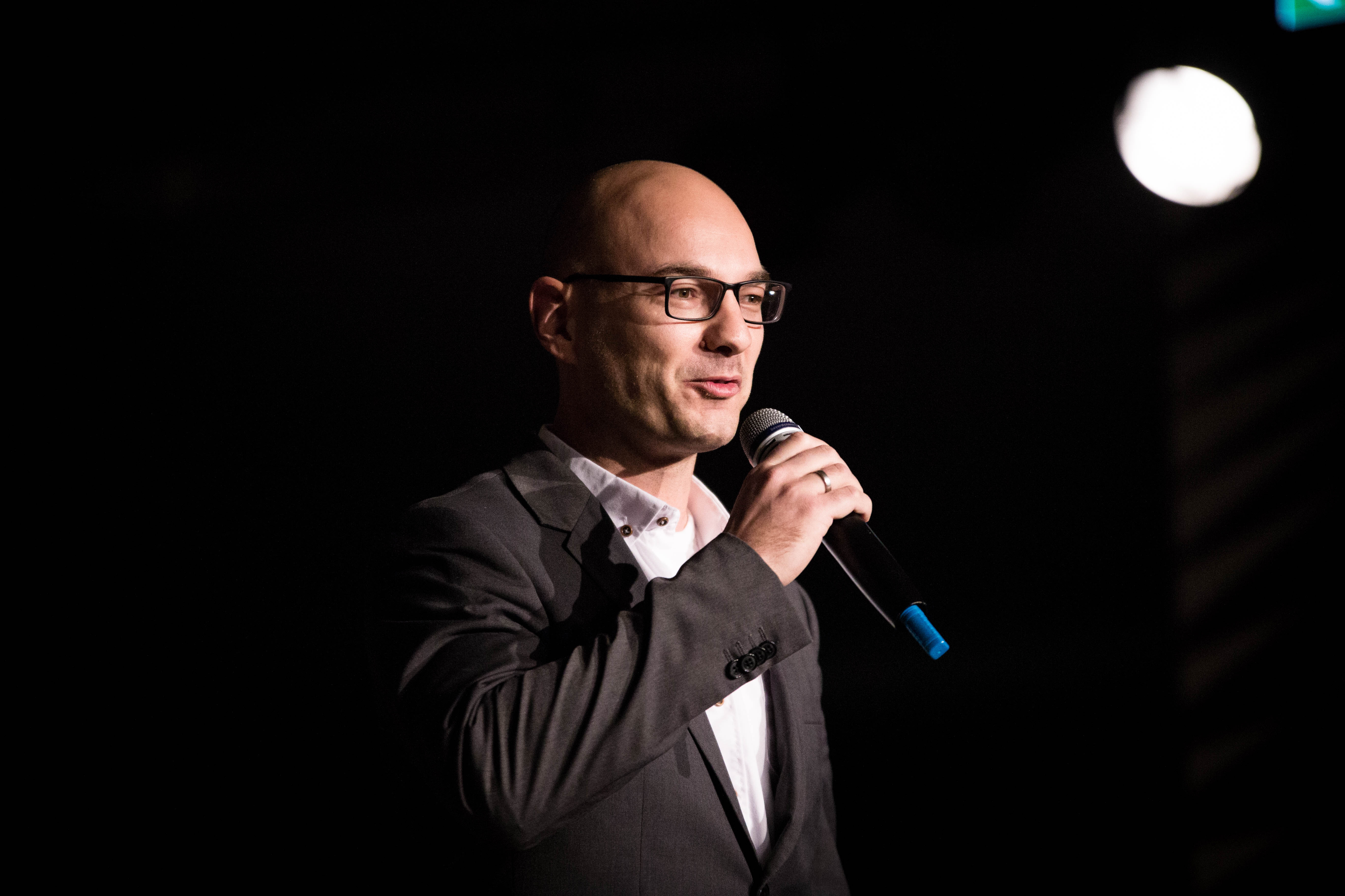 Boris Burchards beim Vortrag